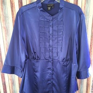Women’s bay studio royal blue blouse